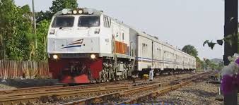 Jadwal kereta api logawa solo surabaya. Jadwal Kereta Api Logawa Jember