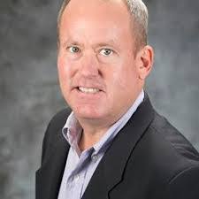 Robert Mceachern's Instagram, Twitter & Facebook