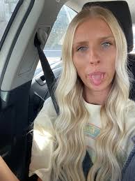 Hi all! I'm a photographer based in Parkville and offering up to two free  branding sessions to local small businesses that would love photos to  promote their work, shop, etc... I'd love