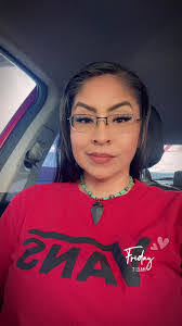 Dena Lee's Instagram, Twitter & Facebook