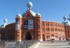 Lisbon zoo and university of lisbon are also within 2 mi (3 km). Campo Pequeno Lisbon