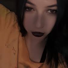 Who has veneers? Where did you get them and how much? Pro & Cons? Fannin  County??