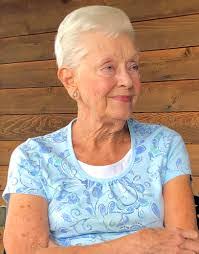 Julie Philip's Instagram, Twitter & Facebook