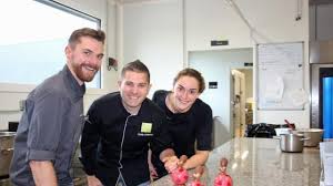 Le meilleur pâtissier les professionnels 2018 revient le lundi 21 mai 2018 animé par julia vignali. Ce Chocolatier Breton A Remporte La Finale Du Meilleur Patissier Professionnel Sur M6 Nantes Maville Com