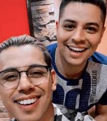 Grupo firme pideme official music video. Hermano Eduin Caz Homosexual Jhonny Se Confiesa En Instagram