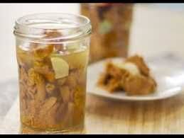 Separez Les Pieds Et Tetes Des Girolles Et Lavez Les Dans Plusieurs Eaux Citronnees Portez Le Vinaigre Et 20 Cl D Eau A Ebullition Avec Une Cuillere A Soupe De Recette Recettes