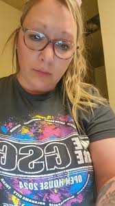 April Cooper (@acoop1980)