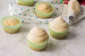 Step 3 beat milk, oil, and vanilla extract together in another large bowl with an electric mixer on low speed until incorporated. Homemade Vanilla Cupcakes How To Make Vanilla Cupcakes From Scratch 5 Minutes For Mom