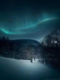 Download Free Mystic Night Mobile Wallpaper Contributed By Nicosp Mystic Night Mobile Wallpaper Aurora Boreal Aurora Borealis Northern Lights Beautiful Nature