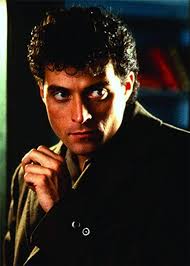 Movie Review: Dark City