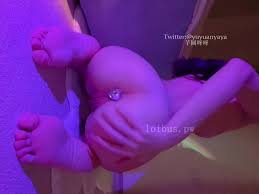 White Tiger Welfare Woman @ Taro Yaya Latest Works Collection Snake Tattoo  Siamese (1)