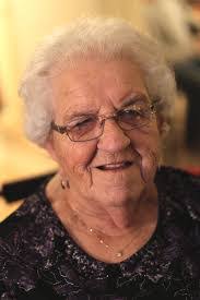 Eva Bourgeois's Instagram, Twitter & Facebook