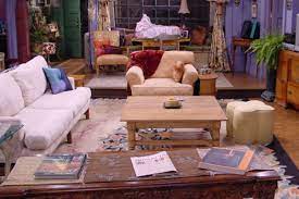 Set Your Zoom Background As One Of These 10 Awesome Tv And Film Sets The Latch Monicas Apartment Friends Apartment Living Room Background