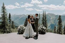 The 20 Best Colorado Wedding Venues 2021 That Are Affordable Stunning In 2021 Colorado Wedding Venues Denver Wedding Venue Mountain Wedding Colorado