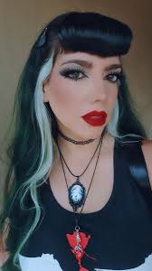 Forgot how cool this club is. TAMPA FUNNY BONE, ONE NIGHT ONLY, TONIGHT.  Two standing O's last night, can I bring the heat tonight? I don't know  it's Tampa. DOOMED TO REPEAT