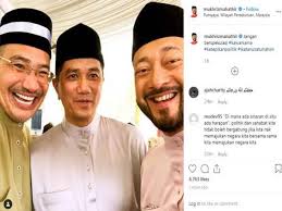 Semoga keluarga isteri, anak dan keluarga allahyarham tabah dan sabar menerima takdir dan ketentuan ini. Here Are The List Of Azmin Ali Hishammuddin Hussein New Government Cabinet Line Up Umno Pkr Pas Ppbm Mca Mic The Coverage