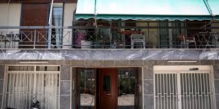 Ο τελευταίος καβγάς πριν τη σφάξει μέσα στο σπίτι τους. Fk3vtieb6lpzwm