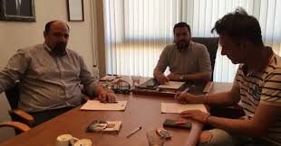 Σπούδασε οικονομικά (βα) στο πανεπιστήμιο κρήτης και έβαλε το μεταπτυχιακό τίτλο του. Xrhstos Triantopoylos E Thessalia Gr