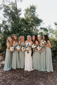 Nous Sommes Aimer Le Vert Sauge Robes De Demoiselle D Honneur C Est Le Parfait Reve Demoiselle D Honneur Mariage Couleur Mariage Robe De Demoiselle D Honneur