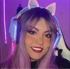 Armando Davidson's Instagram, Twitter & Facebook