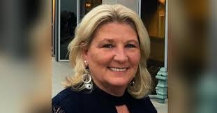 Claudia Mcclellan's Instagram, Twitter & Facebook