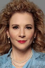 Mission Unstoppable with Miranda Cosgrove" Bytes, Brains, and Birds (TV  Episode 2023)