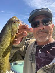 Summer fishing at Ellis Carp Pond