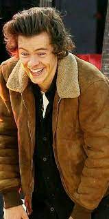 Pin By Jaysh On Harry Styles Zayn One Direction Harry Styles Edward Styles Style