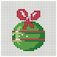 Ho Pensato Che Qualche Sfera Di Natale In Piu Non Guasta E Quelle Che Si Hanno Non Sono Mai Abbastanza Co Punto Croce Punto Croce Natalizio Motivi Punto Croce