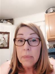 Introduction of a nurse from SE Michigan with hobbies and interests