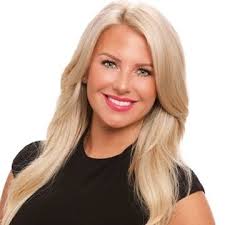 Wasifu kwa April Papousek