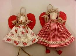 Un altro utilizzo della carta può essere quello di realizzare dei piccoli angioletti tridimensionali. Decorazioni Natalizie Fai Da Te Le Piu Belle E Creative In Stoffa