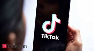 Terbaru rumus lightroom selebgram terkenal. Tiktok New Features Tiktok Introduces Stitch That Allows Users To Sample Other Videos Telecom News Et Telecom