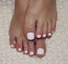 The design as bright as the summer. 60 Stylish Toe Nail Designs For All Seasons In 2020 Yve Style Com