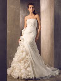 Diese allroundtalente kaschieren alle problemzonen und passen einfach zu jedem outfit. Trompete Meerjungfrau Hochzeitskleider Tragerlos Bodenlanger Rock Organza Armellos Mit Blume Kaskaden Ruschen Seiten Drapiert 2021 467011 2021 301 83