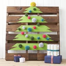 They can be really functional, too. 25 Best Christmas Wood Crafts Diy Holiday Wood Projects And Ideas