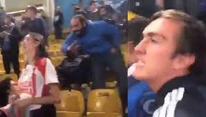 En las últimas horas y luego de que se presentaran los hechos de violencia entre hinchas en la noche del pasado martes en el estadio el campín de bogotá, se conoció una denuncia en la que dicen que 12 niños de la liga risaraldense de boxeo habrían sido atracados y atacados con machete por hinchas. Los Reprochables Insultos De Hinchas De Millonarios A Seguidora De Santa Fe