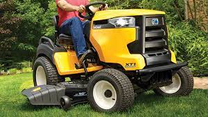 A loose drive belt could also make loud screeching noises when you start your engine or when cutting grass. The Five Best Riding Lawn Mowers On The Market Today