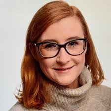 Lisa Orth's Instagram, Twitter & Facebook