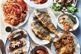 Steering groups are teams of local people who come together with the sole aim of providing a scrumptious christmas dinner for care leavers on christmas day. 13 Traditional Christmas Dinners From Around The World Oyster Com