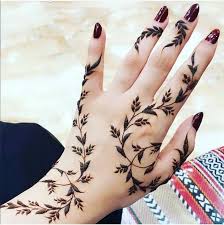 Pin By Kat Ironmonger On Məhənd Small Henna Designs Unique Henna Leg Henna Designs