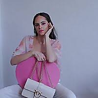 Catchy fashion blog names · color and shine · fashion styles · fashion horse · style unicorn · chic confidential · what i wore today · fashion state of mind · be bold . Top 25 German Lifestyle Blogs Websites To Follow In 2021