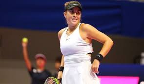 Halep, however, regained her composure to set up a meeting with ukraine's lesia tsurenko or linette had brought with her some strategy notes on a piece of paper and she kept halep in check. Ja Er Ist Mein Freund Belinda Bencic Gesteht Liebe Zu Ihrem Fitnesstrainer Tennisnet Com