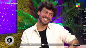 Lizardo ponce is an actor, known for adentro (2020), hoy ganás vos (2016) and pasapalabra (2016). Lizardo Ponce Tuve Dos Primeras Veces Youtube