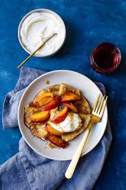 Trouvez des images de stock de les crêpes dentelles ou dentelles sont en hd et des millions d'autres photos, illustrations et images vectorielles de stock libres de droits dans la collection. Crepes Dentelles With Sauteed Peaches And Caramel Chez Us