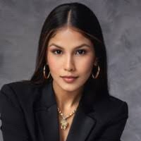 4 "Sarah Brito De Freitas" profiles