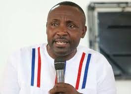 Peter Manu's Instagram, Twitter & Facebook