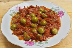Ayam, bawang merah, bawang putih, kunyit, jahe, serai, daun jeruk yg masih menyatu, kemiri utuh. Masakan Ala Kampung Yang Pasti Menjadi Pembuka Selera Sambal Food Recipes