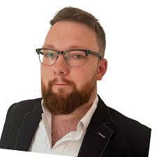 Simran Matharu's Instagram, Twitter & Facebook