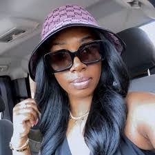 Autumn Hannah's Instagram, Twitter & Facebook